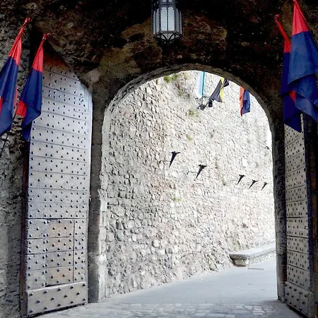 Porta Del Tempo فندق